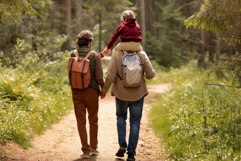 Spaziergänger im Wald